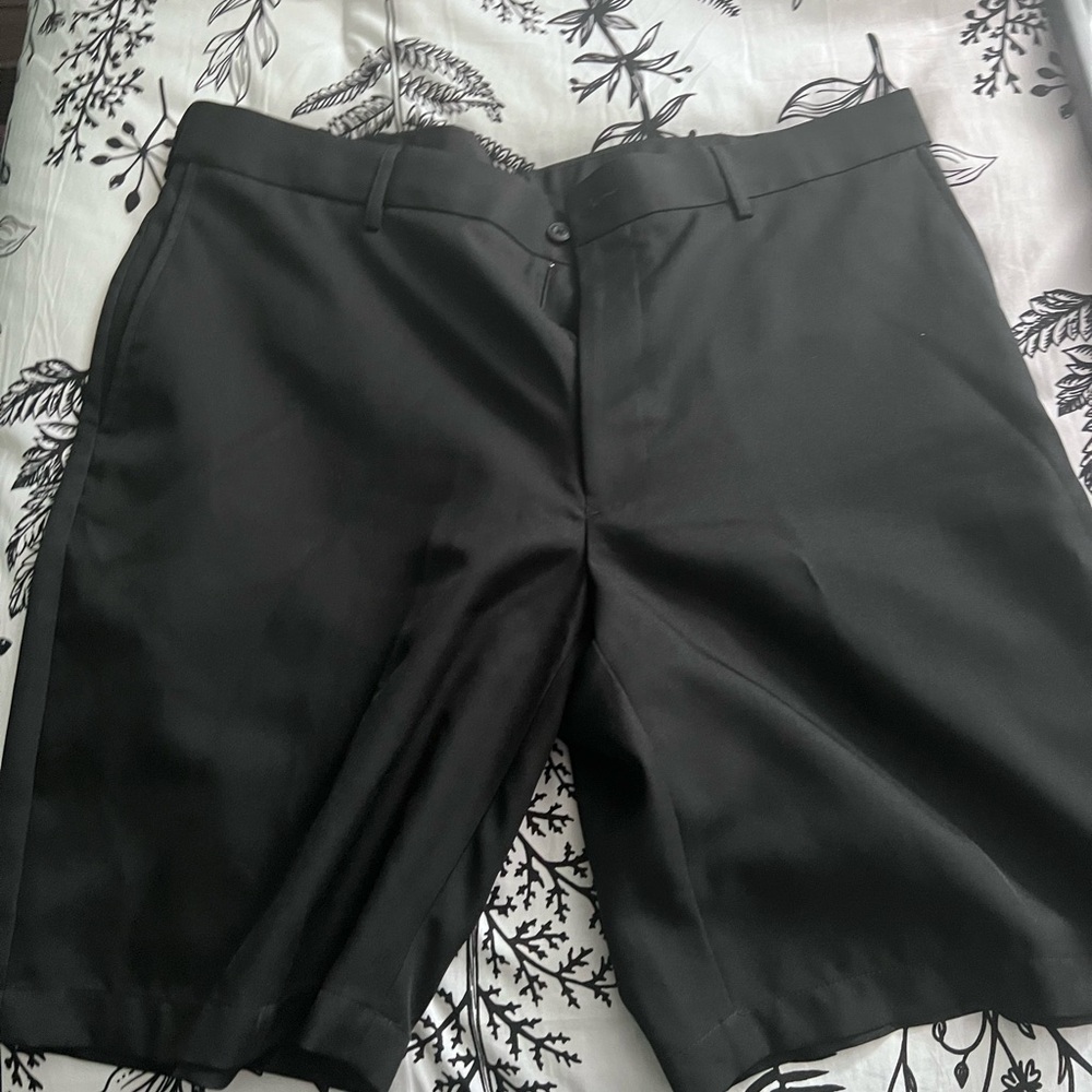 Grand Slam Black Flat-Front Men's Shorts